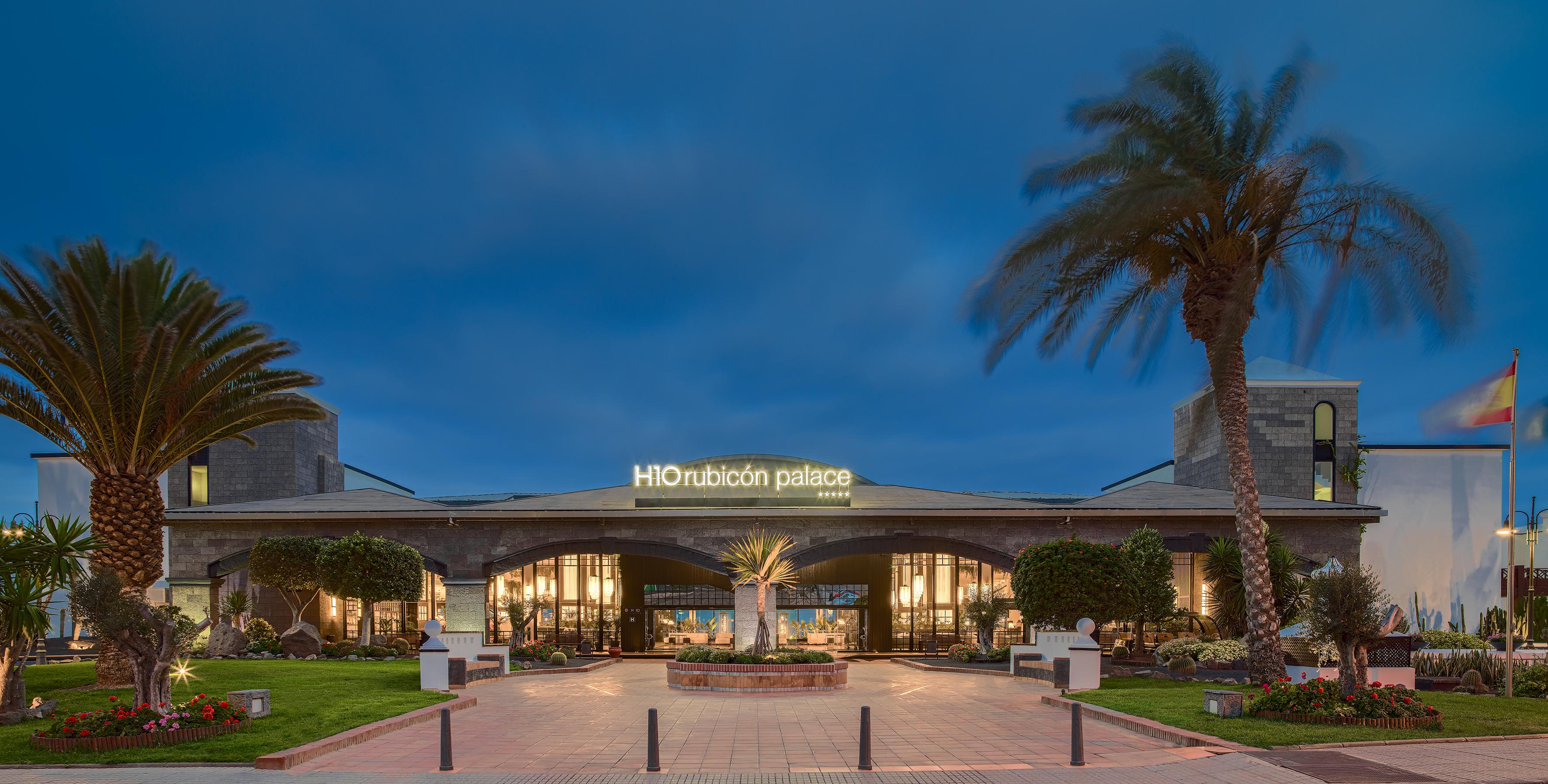 H10 Rubicon Horizons Collection (Adults Only) Hotel Плая Бланка Екстериор снимка Hilton Nicosia